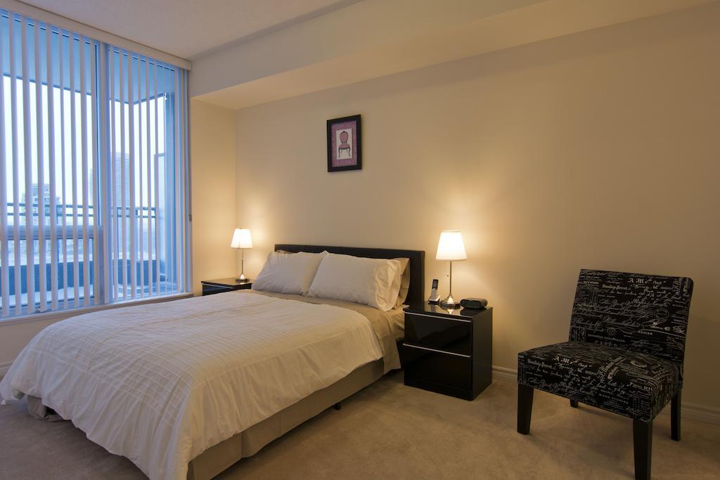 Maplewood Furnished Suites Mississauga Kültér fotó
