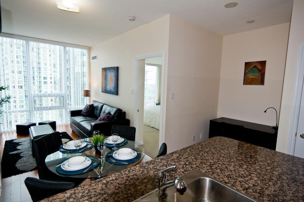 Maplewood Furnished Suites Mississauga Kültér fotó