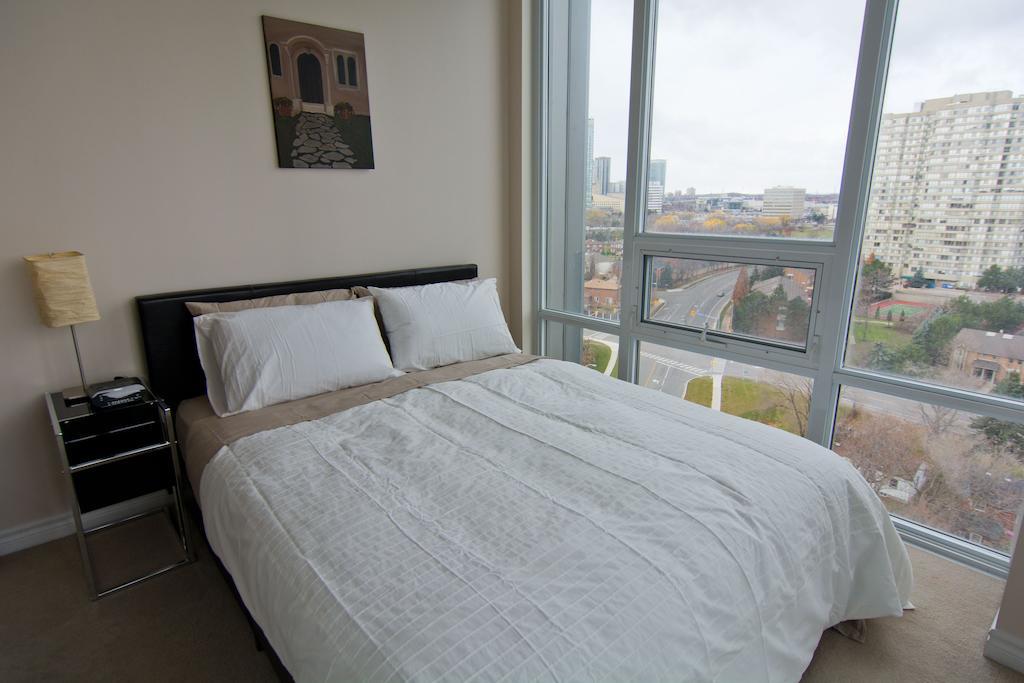 Maplewood Furnished Suites Mississauga Kültér fotó